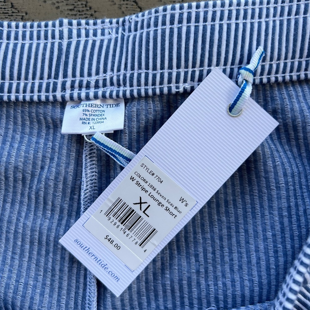 NWT: Southern Tide: Women's Blue Stripe Lounge Shorts: Size XL - Picture 5 of 8
